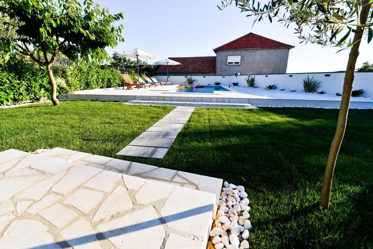 Villa Navita Augustinus With Pool Debeljak Exterior foto