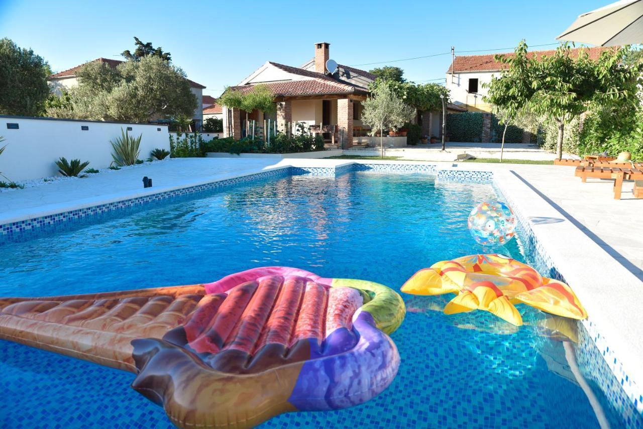 Villa Navita Augustinus With Pool Debeljak Exterior foto